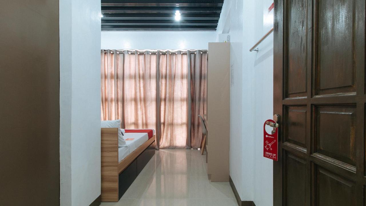 מלון Cabatuan Reddoorz Near Iloilo International Airport מראה חיצוני תמונה