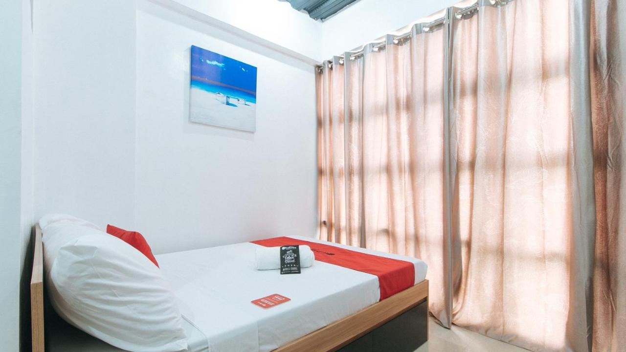 מלון Cabatuan Reddoorz Near Iloilo International Airport מראה חיצוני תמונה