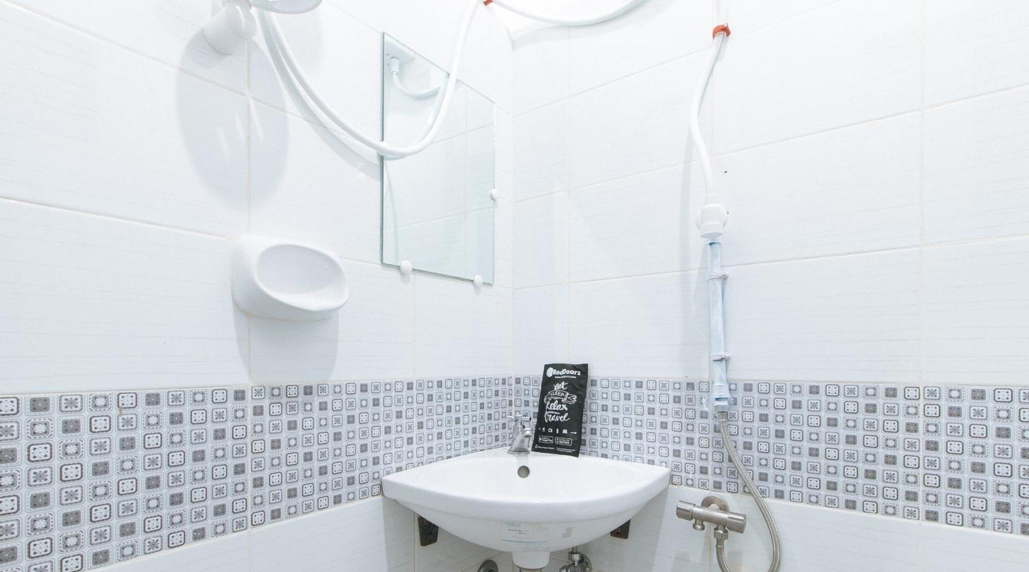 מלון Cabatuan Reddoorz Near Iloilo International Airport מראה חיצוני תמונה